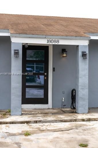 Recently Sold: $348,000 (2 beds, 2 baths, 910 Square Feet)