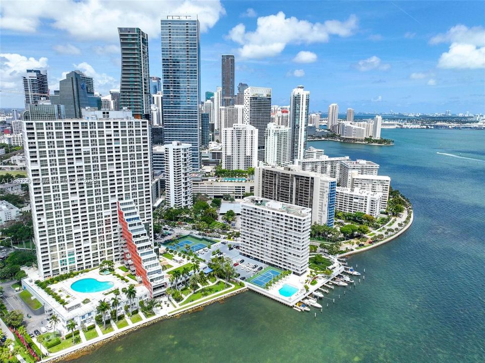 Recently Sold: $799,000 (2 beds, 2 baths, 1640 Square Feet)