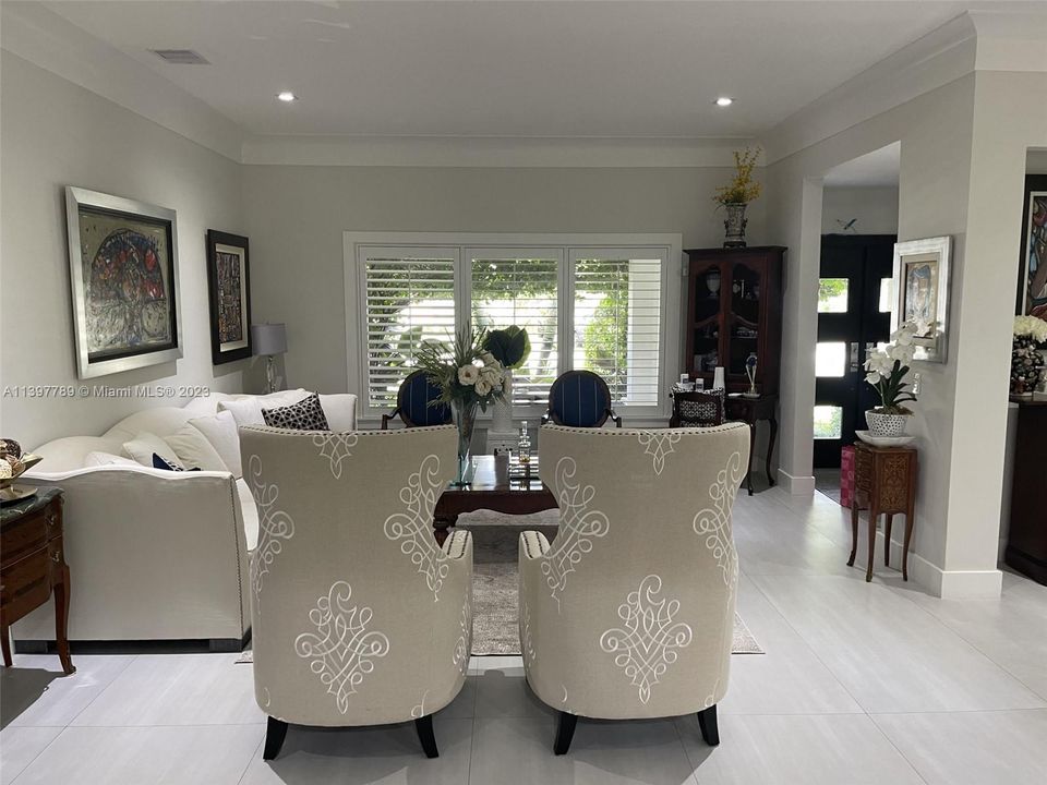 Recently Sold: $1,825,000 (3 beds, 2 baths, 2151 Square Feet)