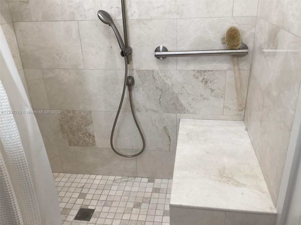 Recently Sold: $1,825,000 (3 beds, 2 baths, 2151 Square Feet)