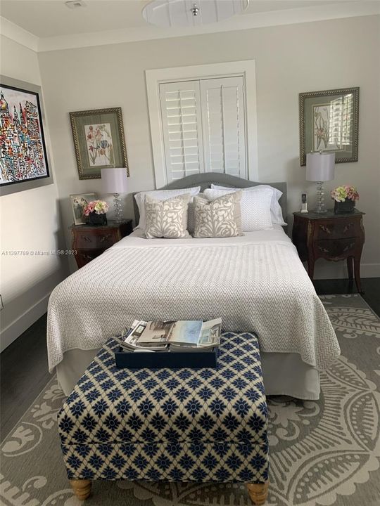 Recently Sold: $1,825,000 (3 beds, 2 baths, 2151 Square Feet)