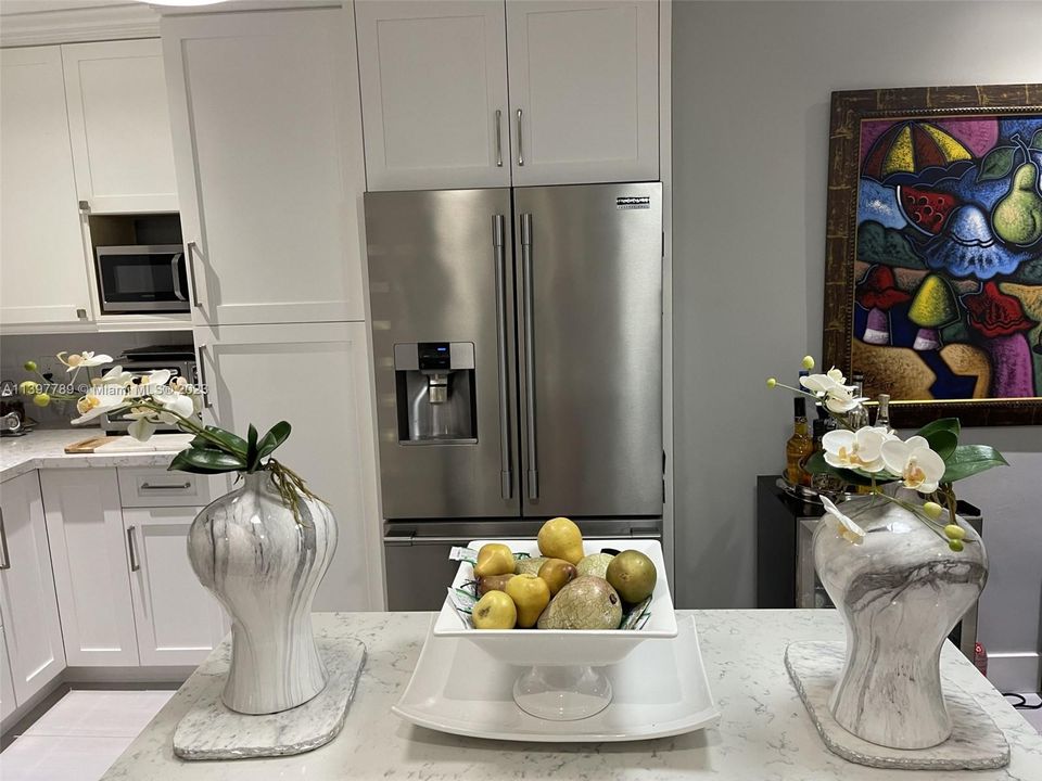 Recently Sold: $1,825,000 (3 beds, 2 baths, 2151 Square Feet)