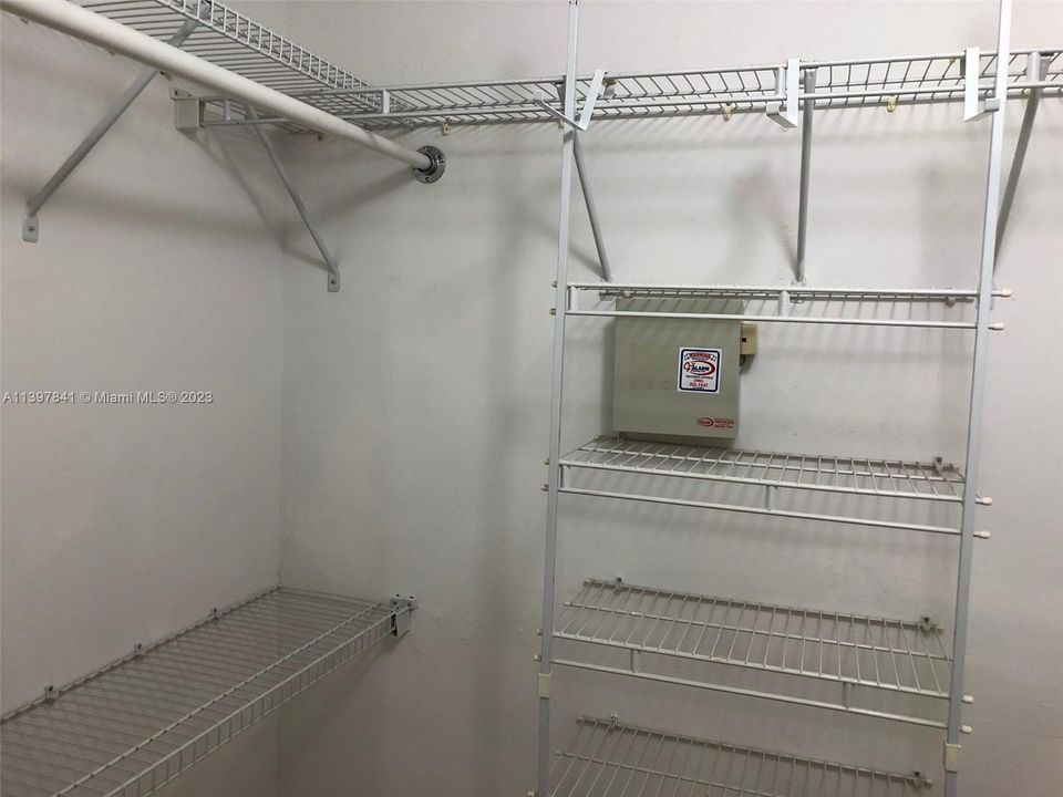 最近租的: $3,300 (3 贝兹, 2 浴室, 1359 平方英尺)