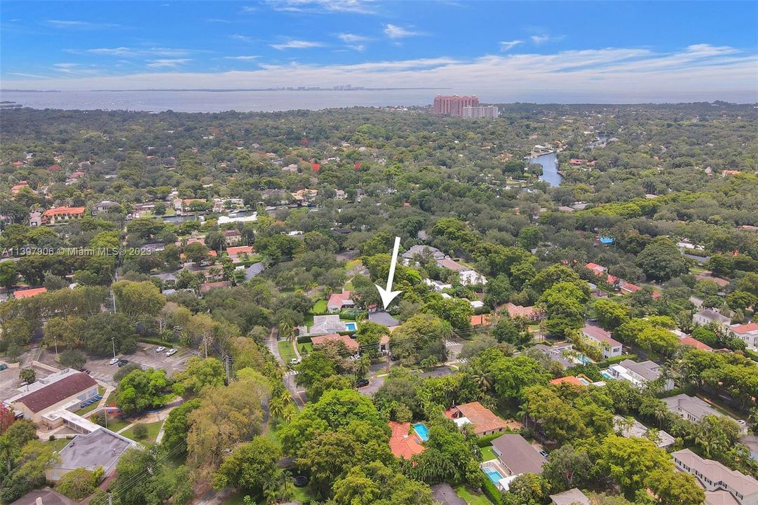 Recently Sold: $1,550,000 (3 beds, 2 baths, 1504 Square Feet)