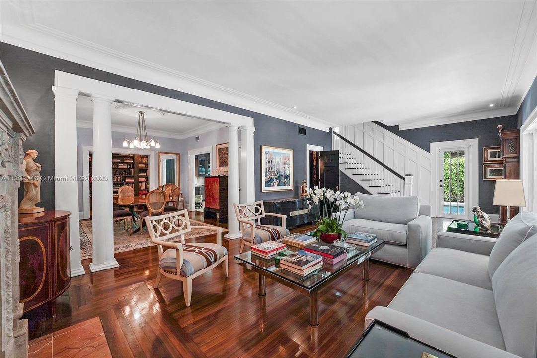 Recently Sold: $1,980,000 (3 beds, 3 baths, 2612 Square Feet)