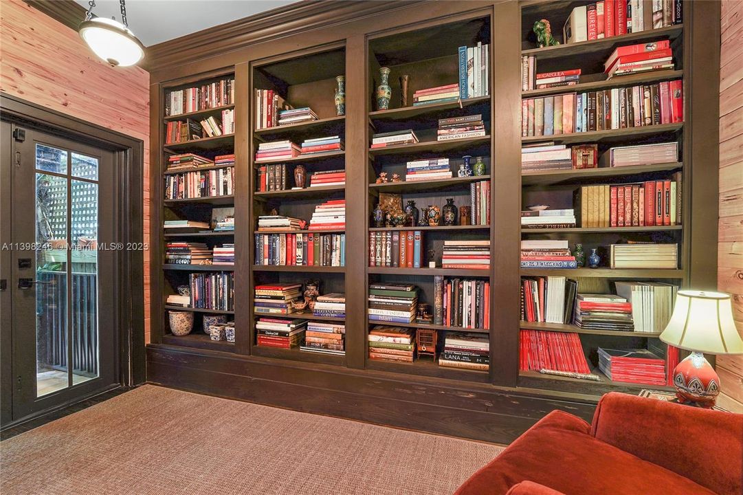 Recently Sold: $1,980,000 (3 beds, 3 baths, 2612 Square Feet)