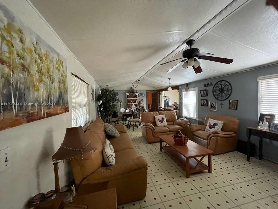 For Sale: $179,450 (3 beds, 2 baths, 0 Square Feet)
