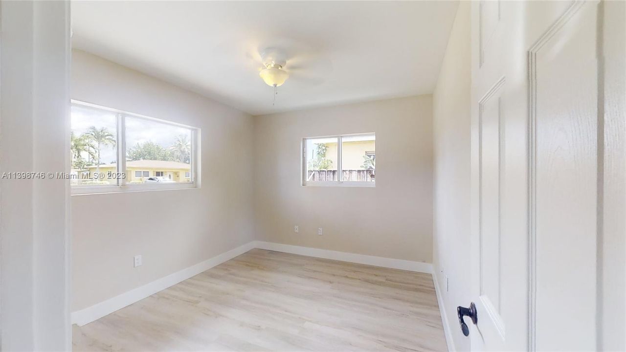 Recently Sold: $589,900 (3 beds, 2 baths, 1176 Square Feet)