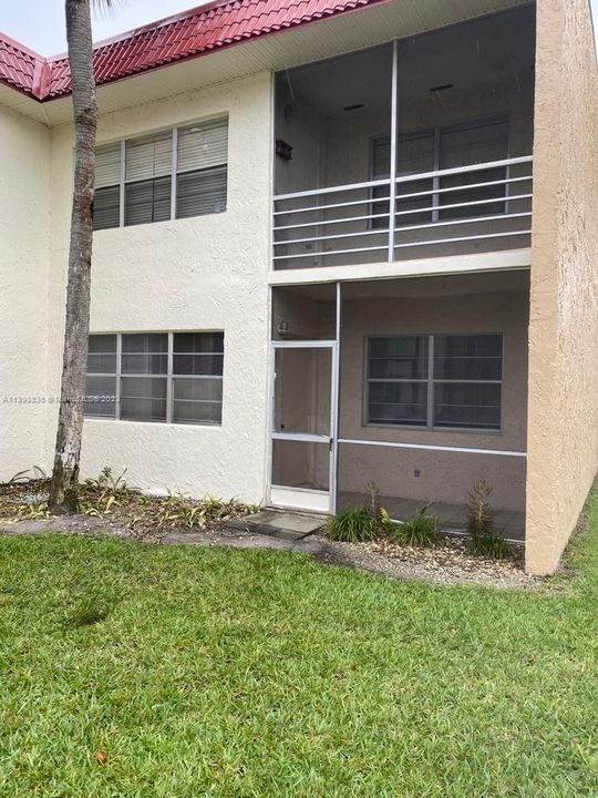Recently Rented: $1,450 (1 beds, 1 baths, 600 Square Feet)