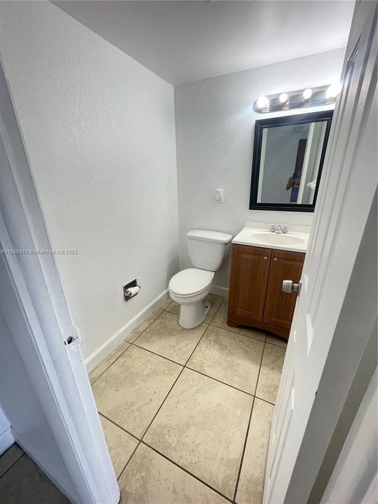 最近租的: $1,500 (1 贝兹, 1 浴室, 740 平方英尺)