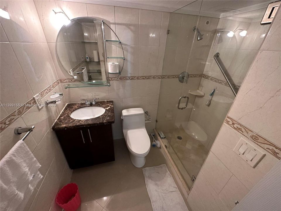 最近租的: $2,650 (2 贝兹, 2 浴室, 1010 平方英尺)