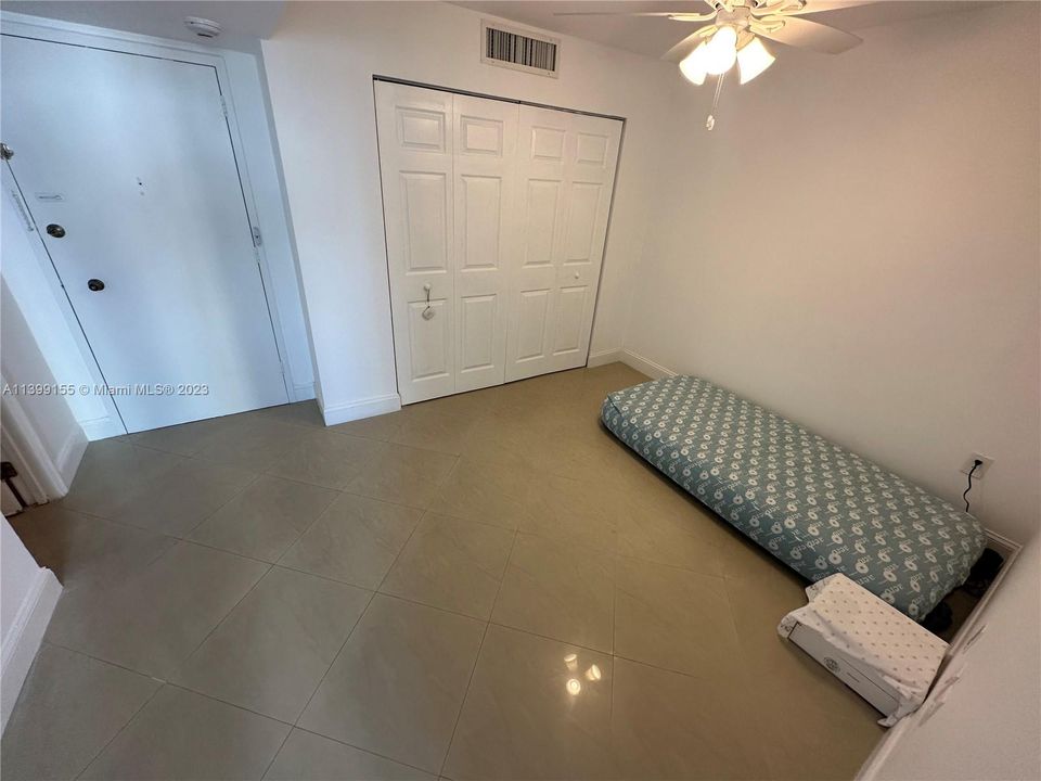 Recently Rented: $2,650 (2 beds, 2 baths, 1010 Square Feet)