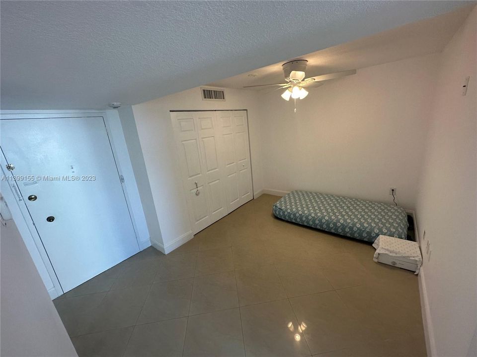 Recently Rented: $2,650 (2 beds, 2 baths, 1010 Square Feet)