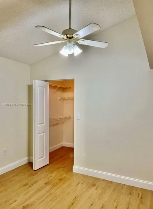 Recently Rented: $1,999 (2 beds, 2 baths, 992 Square Feet)