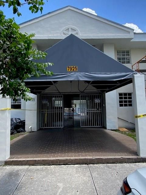 Recently Rented: $2,000 (1 beds, 1 baths, 750 Square Feet)