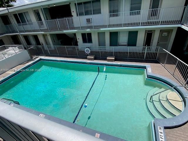 Recently Rented: $2,000 (1 beds, 1 baths, 750 Square Feet)