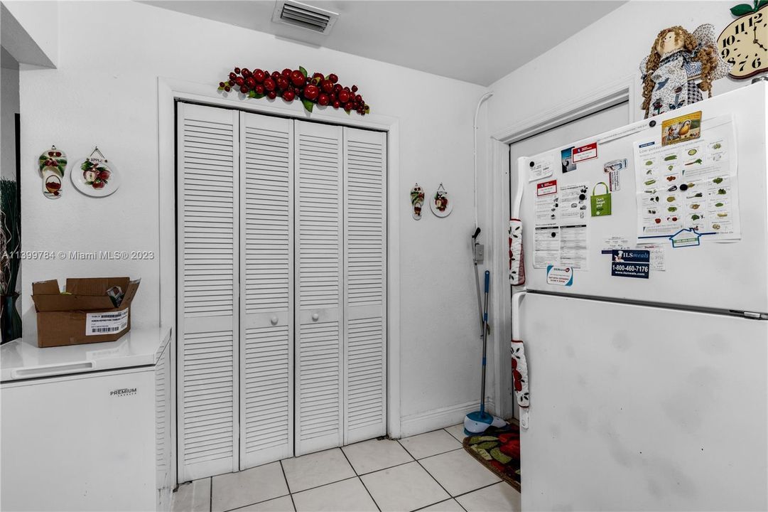 Recently Sold: $599,995 (0 beds, 0 baths, 1736 Square Feet)