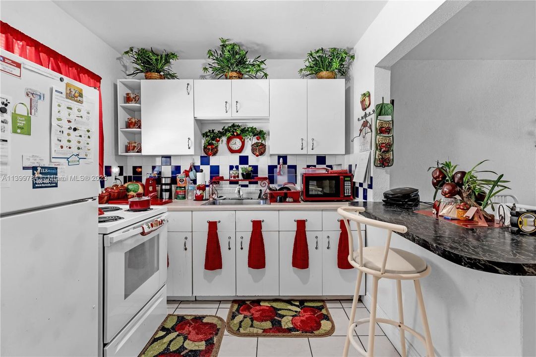 Recently Sold: $599,995 (0 beds, 0 baths, 1736 Square Feet)