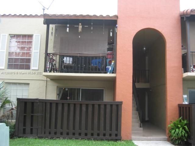Recientemente alquilado: $1,900 (1 camas, 1 baños, 709 Pies cuadrados)