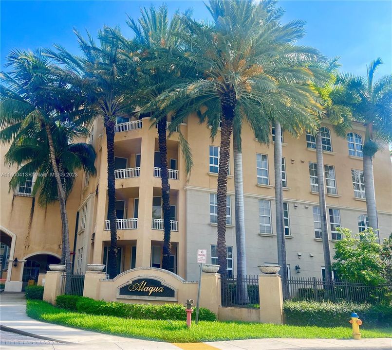 Recently Sold: $490,000 (2 beds, 2 baths, 1167 Square Feet)