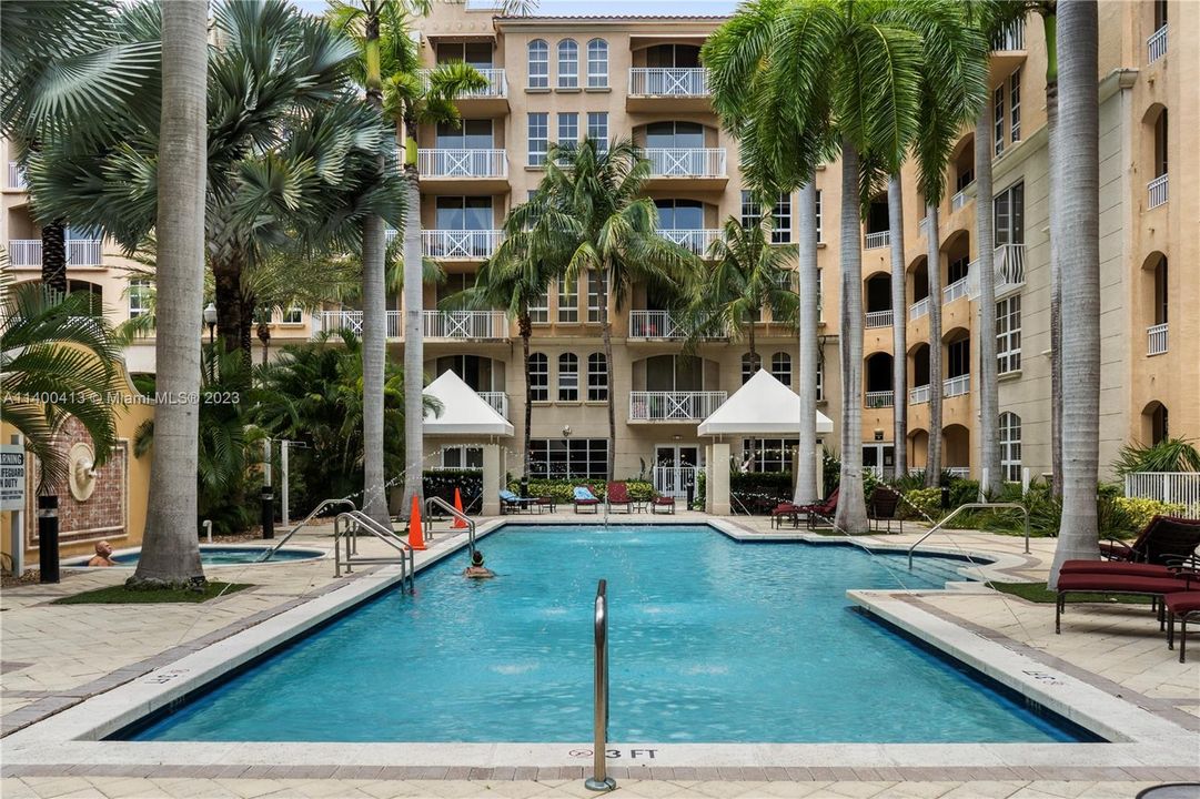 Recently Sold: $490,000 (2 beds, 2 baths, 1167 Square Feet)