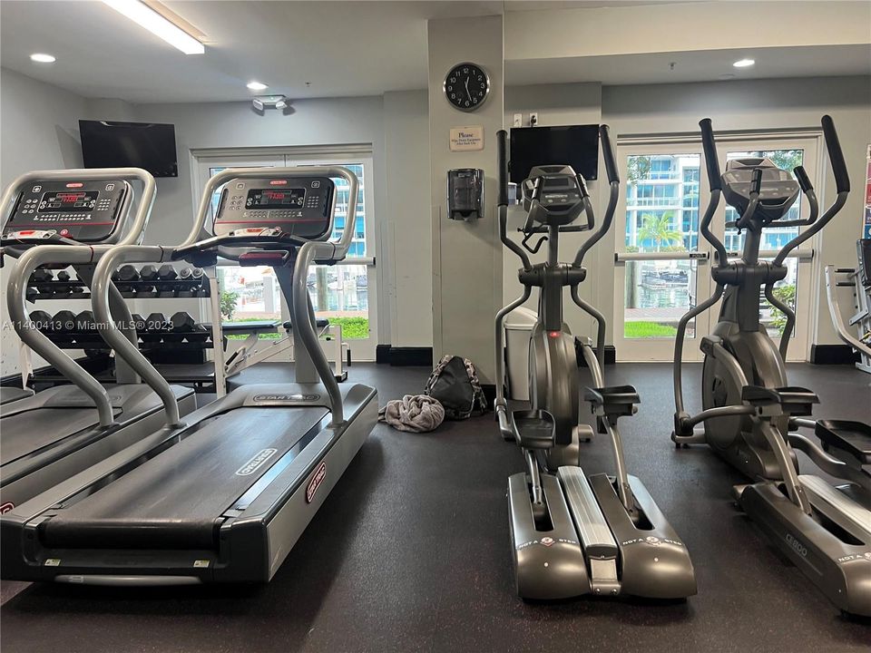 Recently Sold: $490,000 (2 beds, 2 baths, 1167 Square Feet)