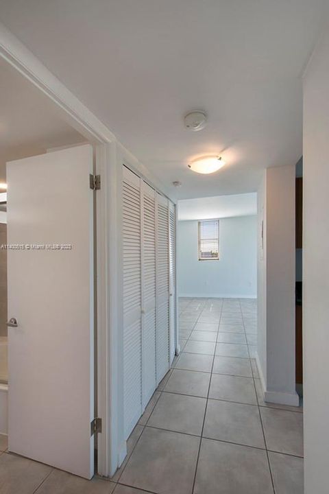 Недавно продано: $300,000 (1 спален, 1 ванн, 775 Квадратных фут)