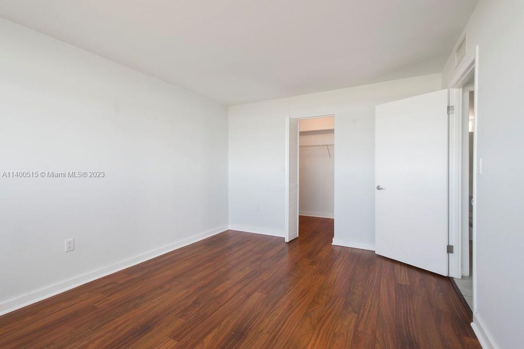 Недавно продано: $300,000 (1 спален, 1 ванн, 775 Квадратных фут)