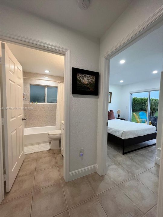 Recently Rented: $4,800 (3 beds, 2 baths, 1421 Square Feet)