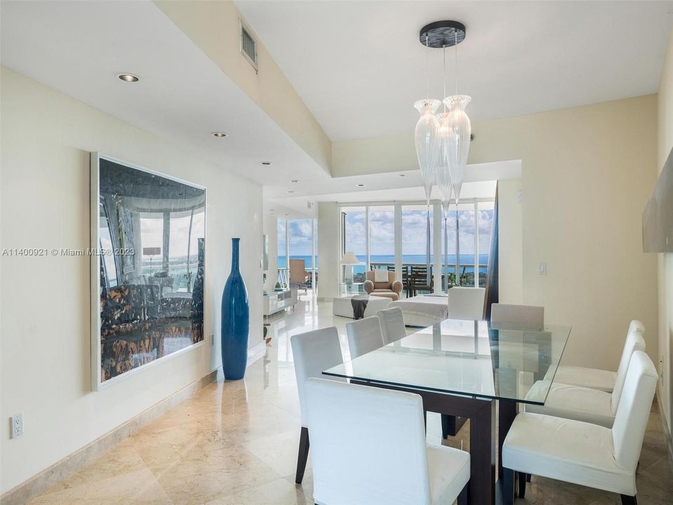 Recientemente alquilado: $15,000 (3 camas, 2 baños, 2008 Pies cuadrados)