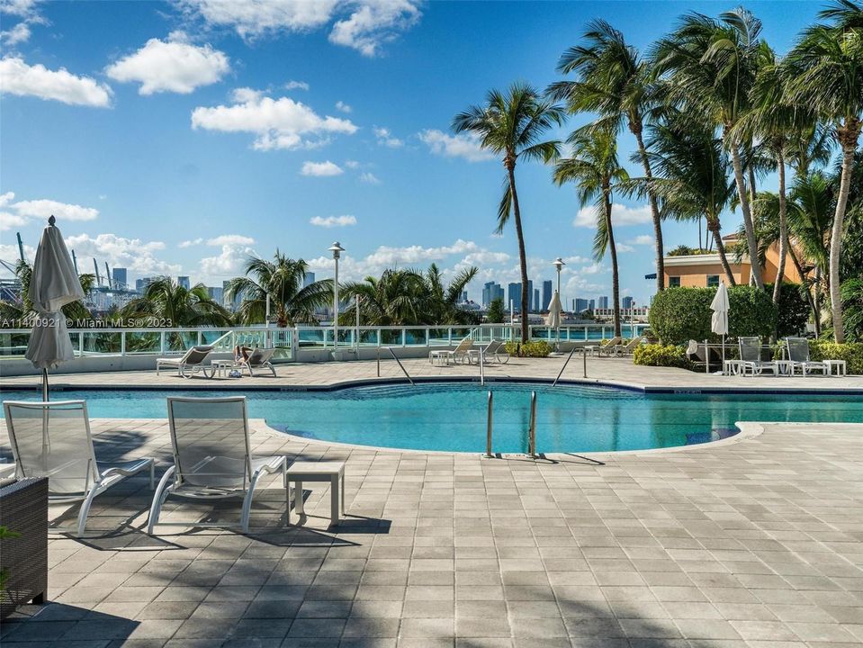 Recientemente alquilado: $15,000 (3 camas, 2 baños, 2008 Pies cuadrados)