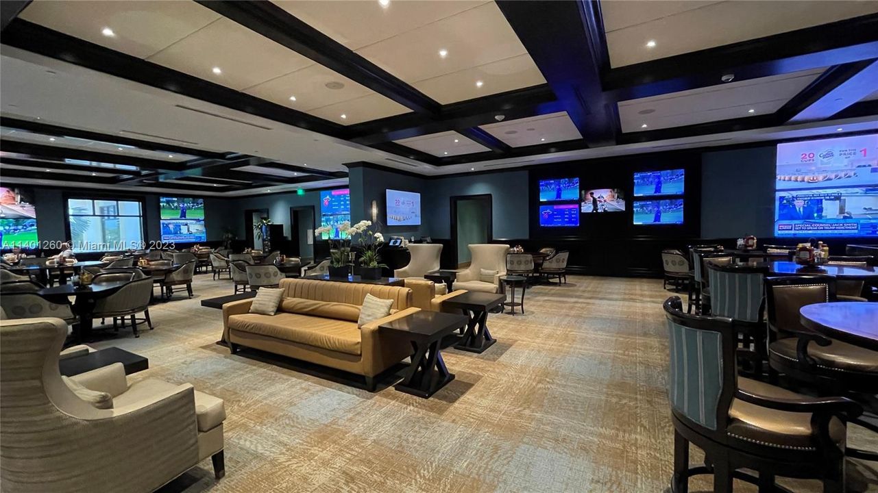 Clubhouse - Sports Bar