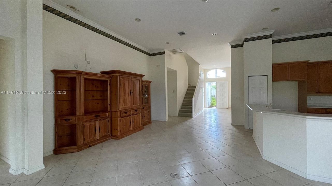 Kitchen-Family Room Area