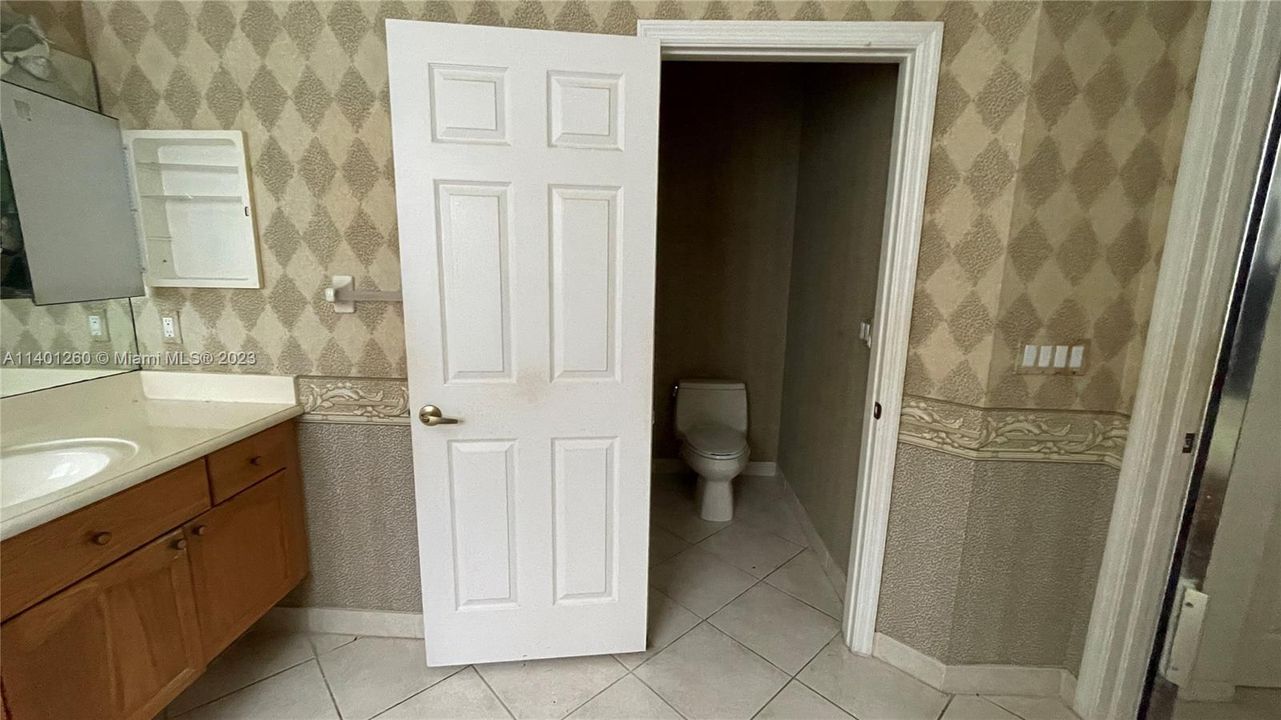Principal Bathroom (downstairs)