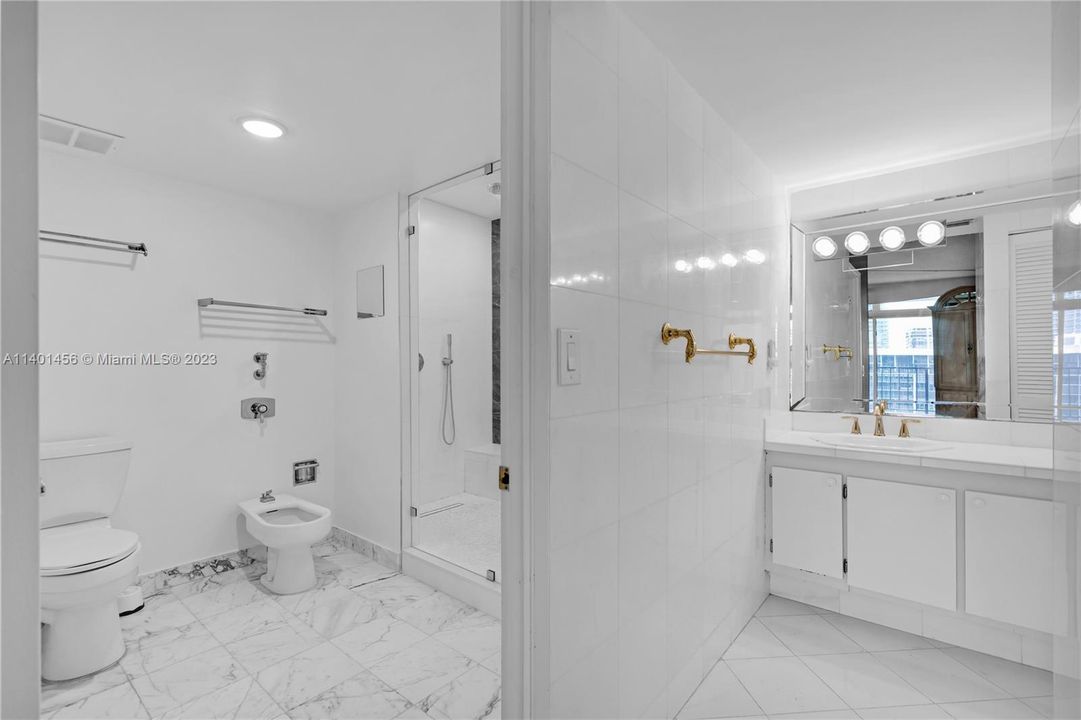 Recently Sold: $1,450,000 (3 beds, 3 baths, 2721 Square Feet)