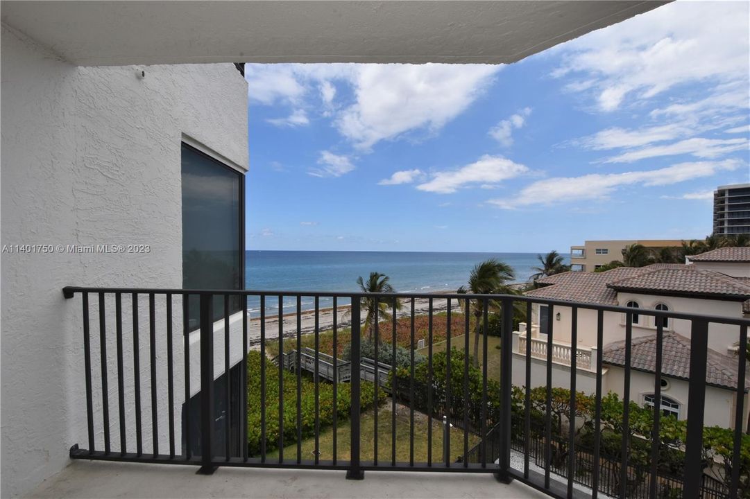 Master Bedroom Balcony