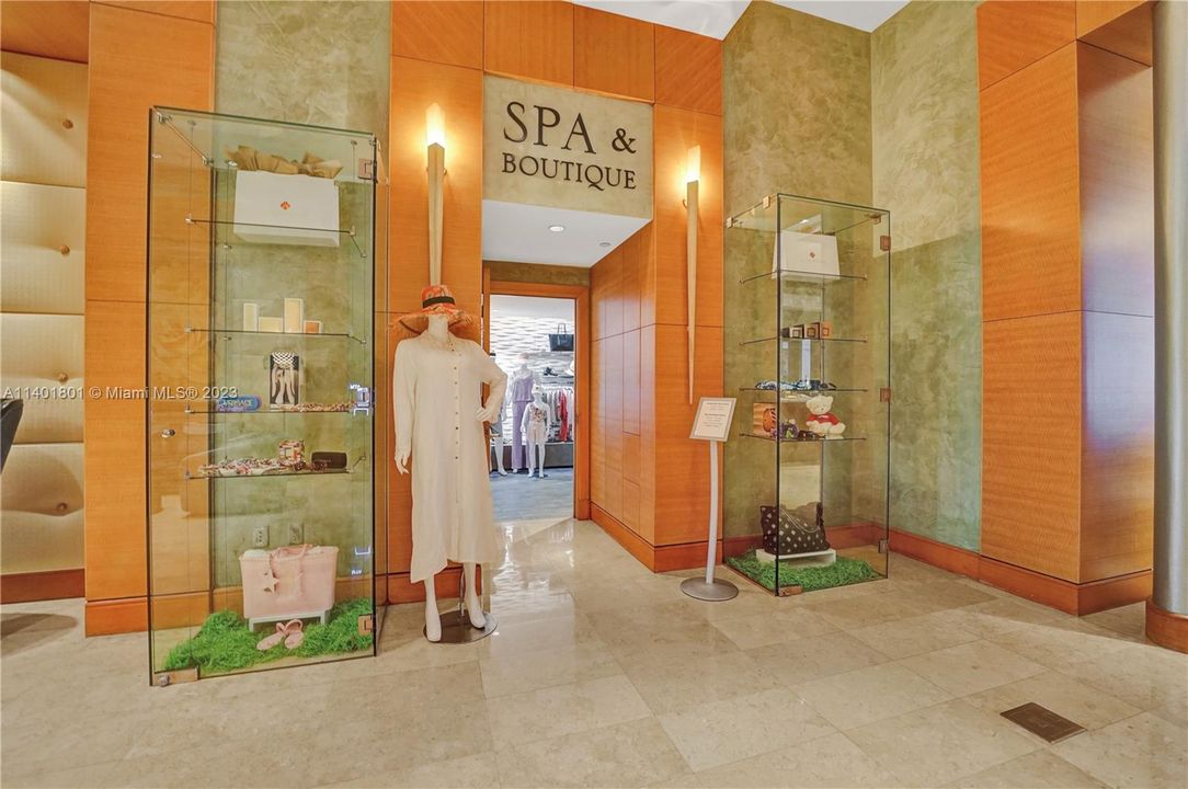 Recently Sold: $3,500,000 (3 beds, 4 baths, 2736 Square Feet)