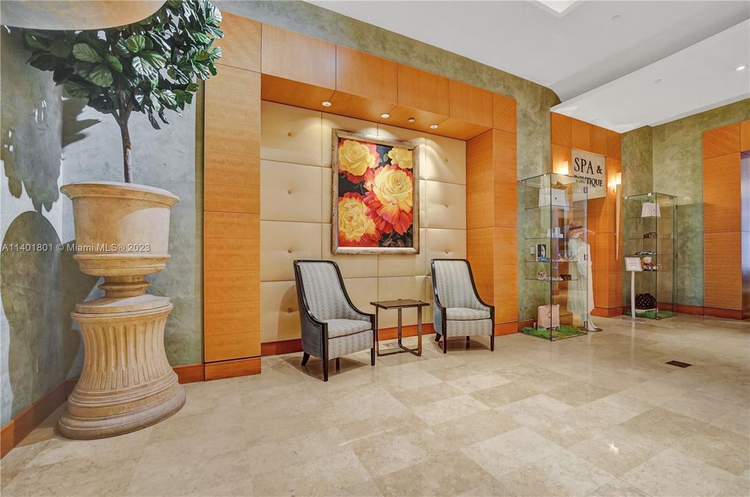 Recently Sold: $3,500,000 (3 beds, 4 baths, 2736 Square Feet)