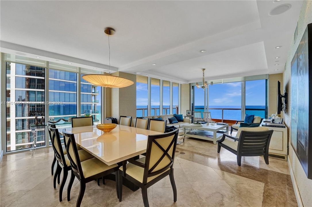 Recently Sold: $3,500,000 (3 beds, 4 baths, 2736 Square Feet)