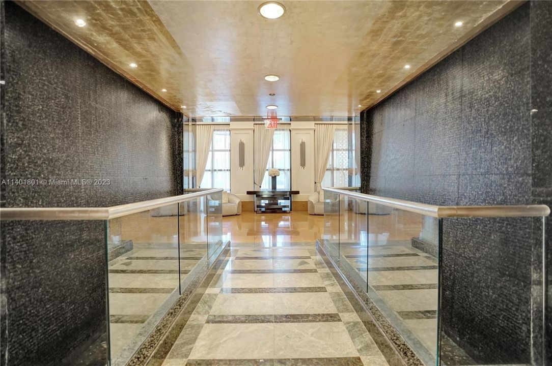 Recently Sold: $3,500,000 (3 beds, 4 baths, 2736 Square Feet)