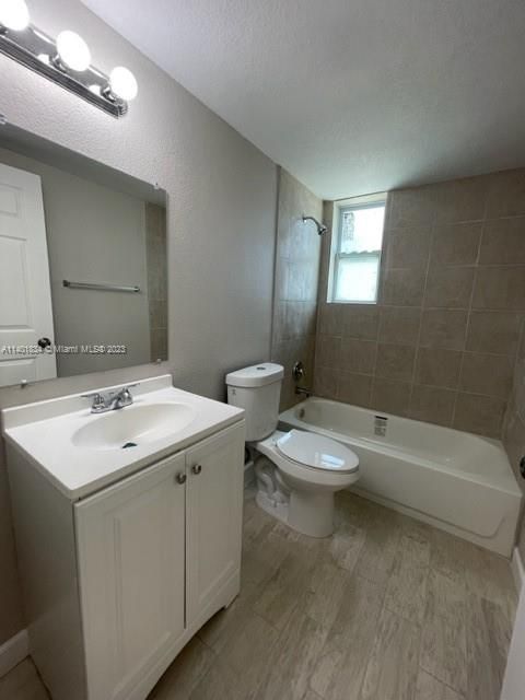 Recently Rented: $1,850 (2 beds, 1 baths, 15231 Square Feet)