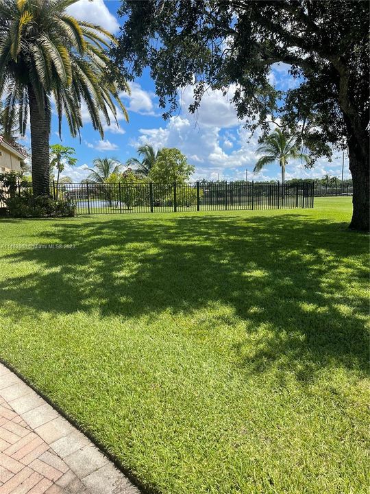 Recently Sold: $1,499,000 (5 beds, 3 baths, 3840 Square Feet)