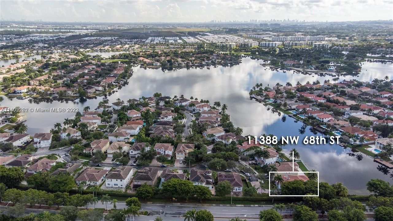 Recently Sold: $1,498,000 (5 beds, 4 baths, 3675 Square Feet)