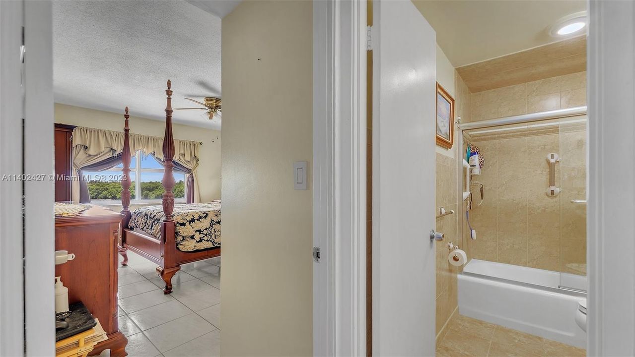 Vendido Recientemente: $272,000 (1 camas, 1 baños, 705 Pies cuadrados)