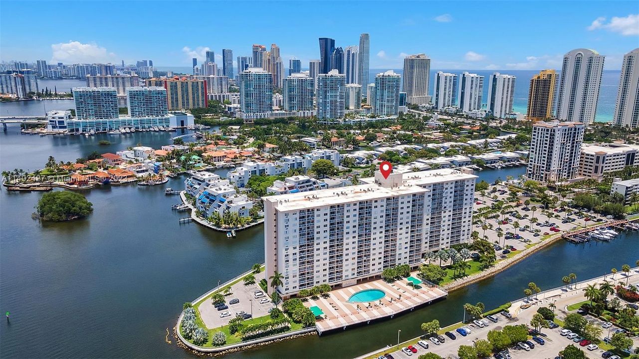 Vendido Recientemente: $272,000 (1 camas, 1 baños, 705 Pies cuadrados)