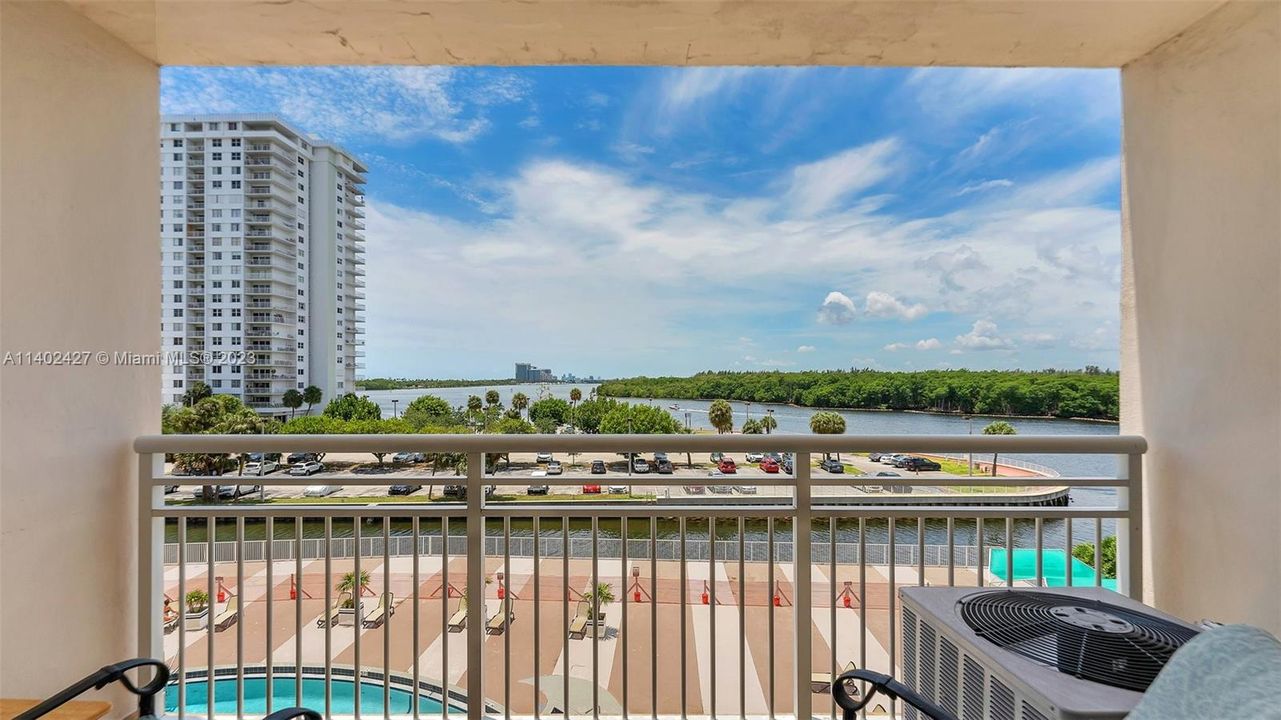 Vendido Recientemente: $272,000 (1 camas, 1 baños, 705 Pies cuadrados)