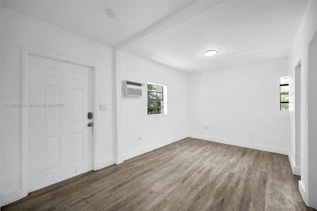 Недавно продано: $675,000 (0 спален, 0 ванн, 1518 Квадратных фут)