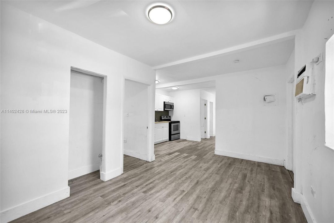 Недавно продано: $675,000 (0 спален, 0 ванн, 1518 Квадратных фут)