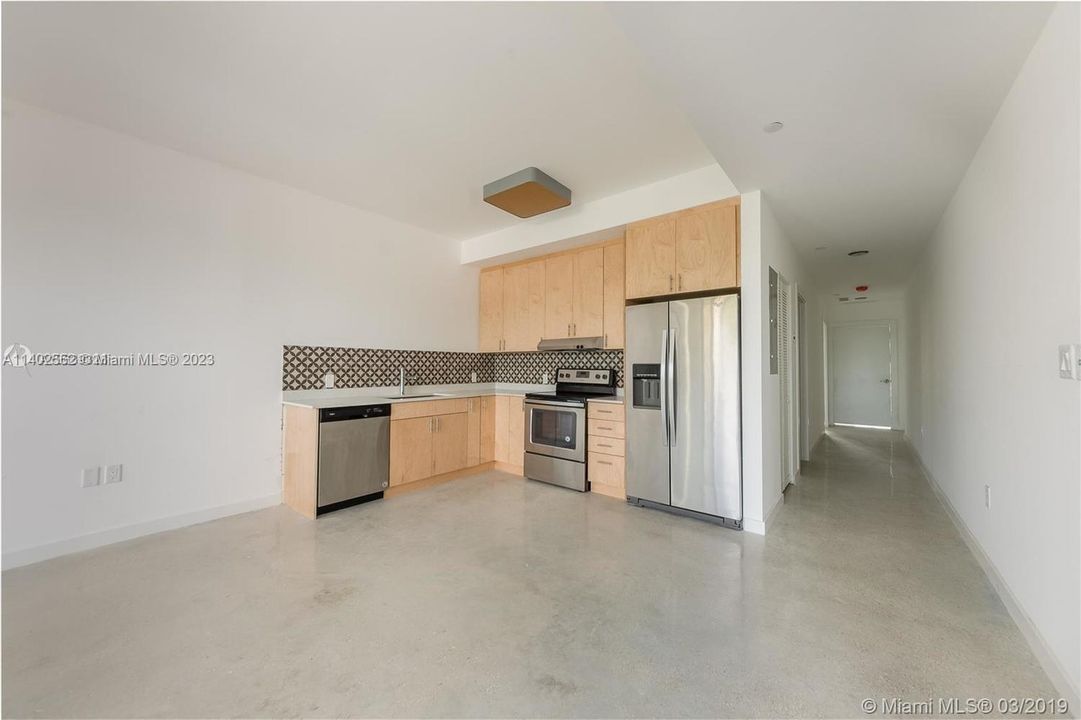 Recently Rented: $2,700 (2 beds, 2 baths, 1130 Square Feet)