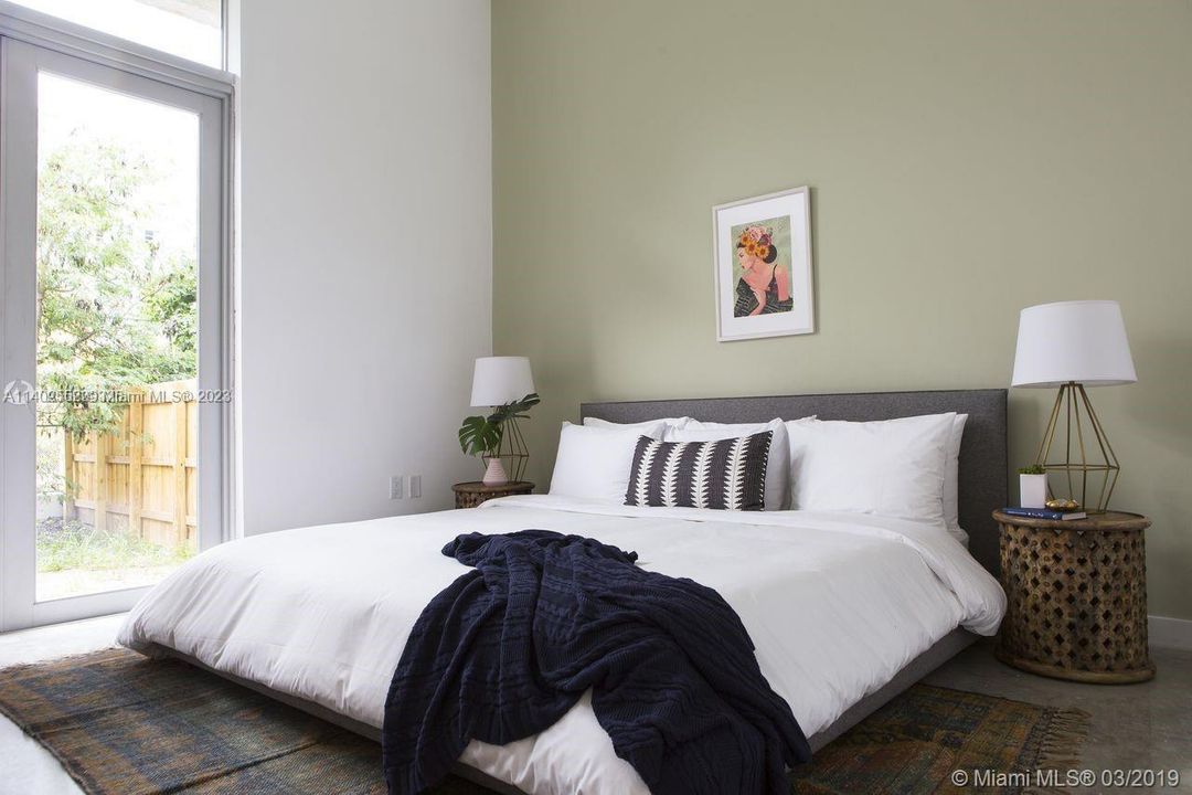 Recently Rented: $2,700 (2 beds, 2 baths, 1130 Square Feet)